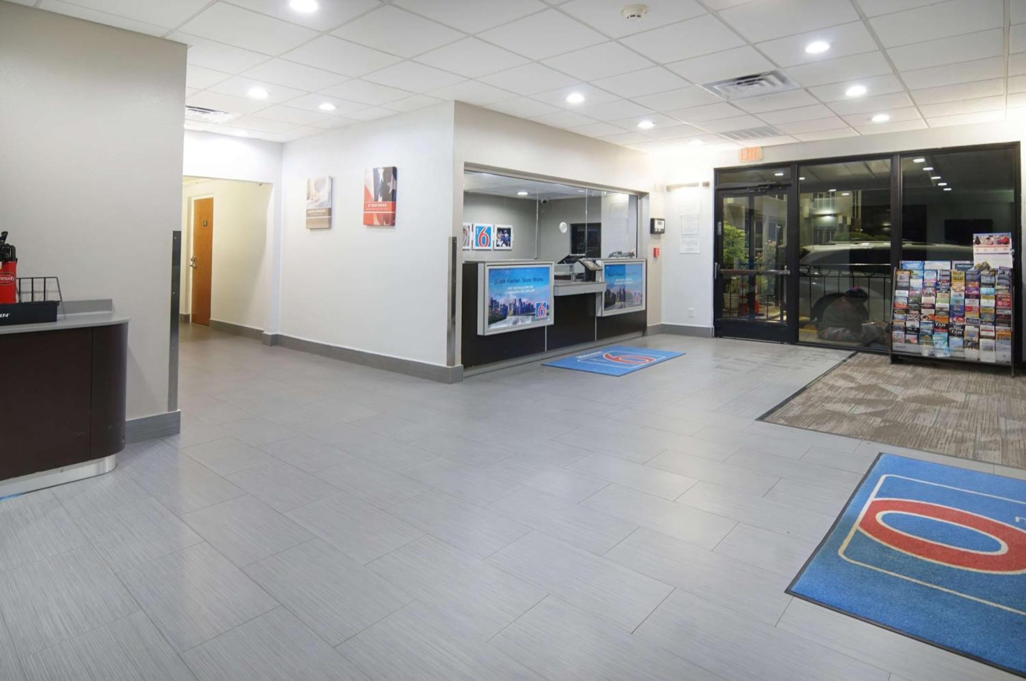 Motel 6-Fort Worth, Tx - Downtown East المظهر الخارجي الصورة
