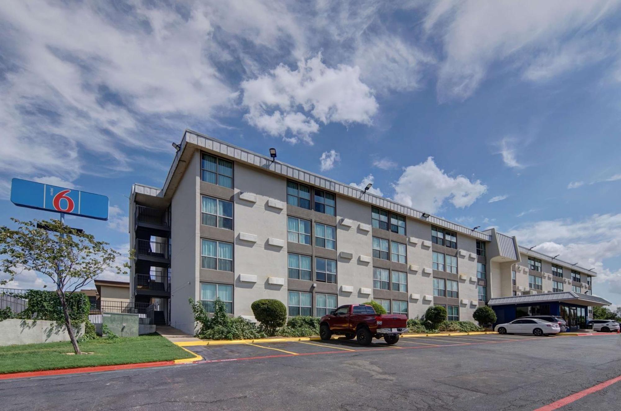 Motel 6-Fort Worth, Tx - Downtown East المظهر الخارجي الصورة